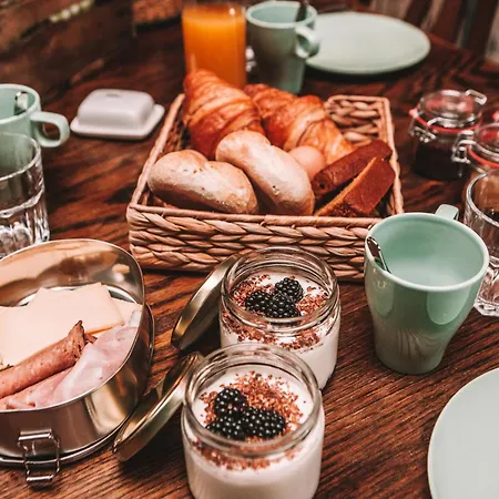 Crash'nstay - Sebastian Domek alpejski